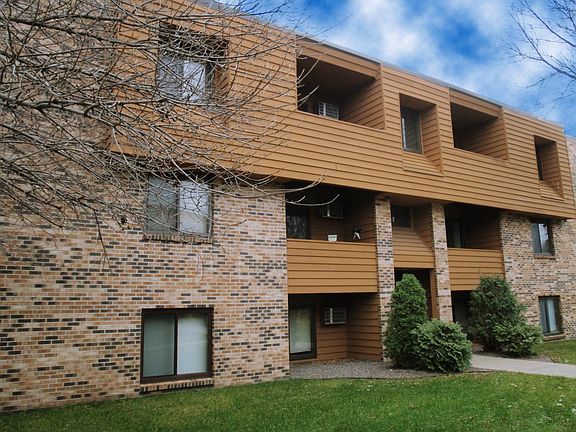 2-bedroom corner apartments with 2 balconies each!