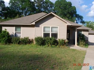 4704 Renwood Dr, Pinson, AL 35126