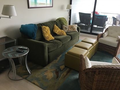 2nd image of 57 E Yardarm