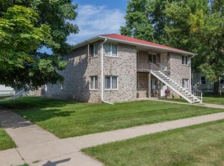 1306 9th St #6, Nevada, IA 50201