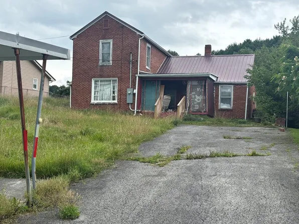 914 E 4th St, Richlands, VA 24641