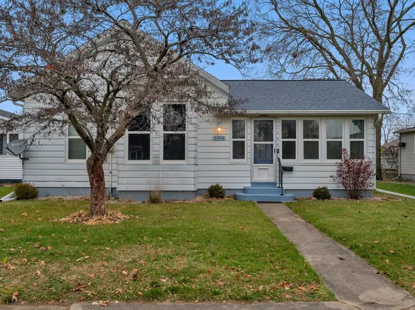 1306 W Madison St, Ottawa, IL 61350