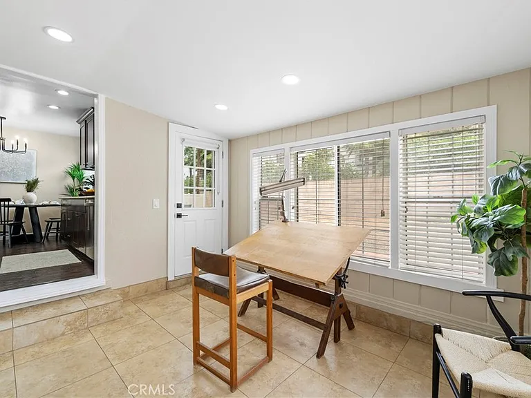 232 Olive Pl — Photo 14