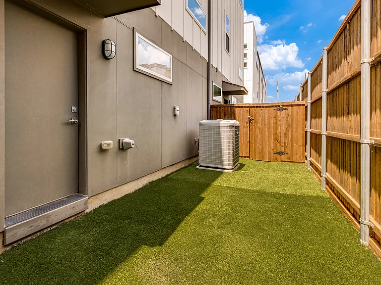 1510 N Washington Ave #403 — Photo 11