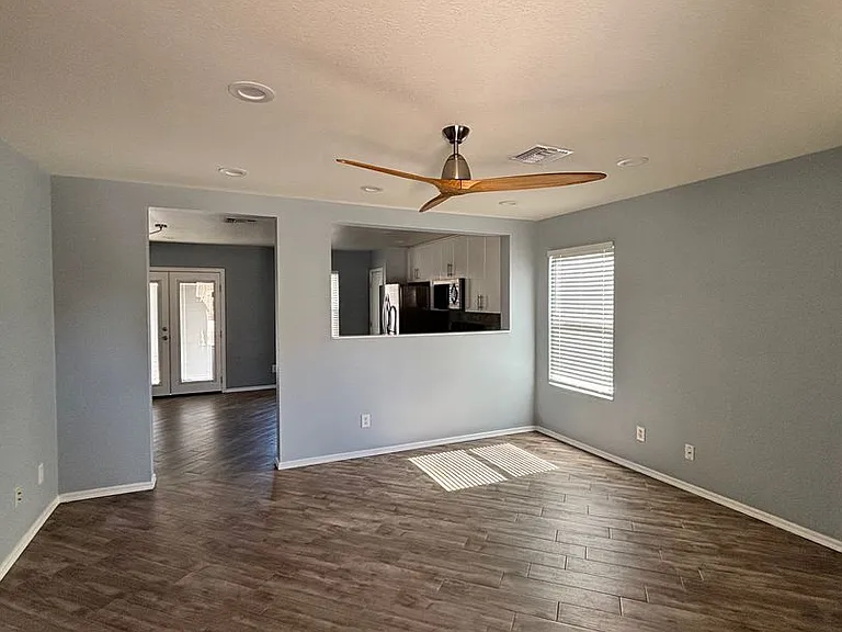 4275 E Parting Waters Way — Photo 2