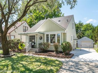 2650 Grindley Park St, Dearborn, MI 48124