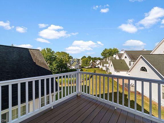 5th image of 33 Vista Cir #40B
