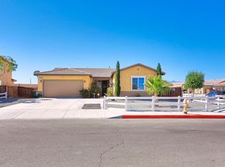 11135 Scarlet Ave, Adelanto, CA 92301