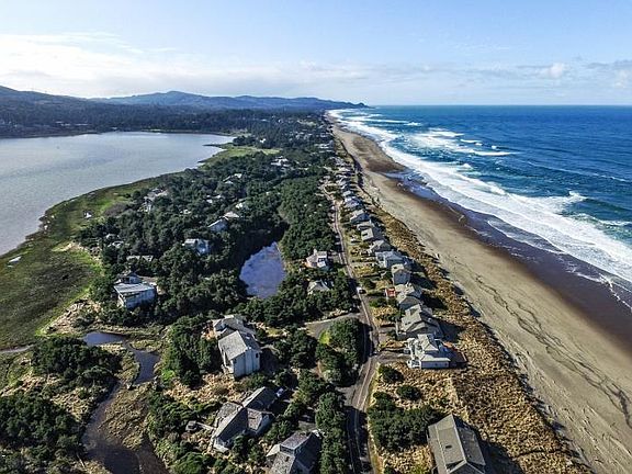 2nd image of 313 Salishan #D