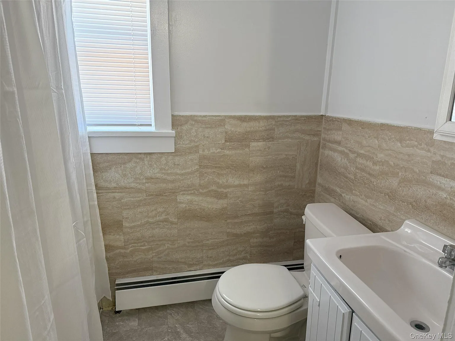 2 bed, 1.0 bath, 800 sqft, $1,850 — Photo 3