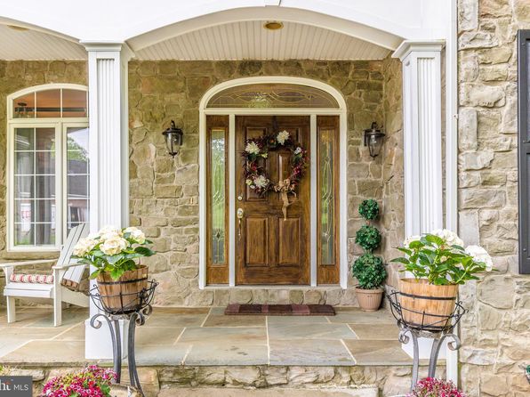 3109 Deerham Dr, Finksburg, MD 21048
