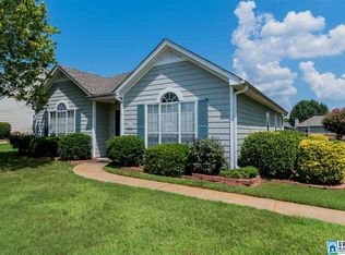 102 Stone Hill Cir, Pelham, AL 35124