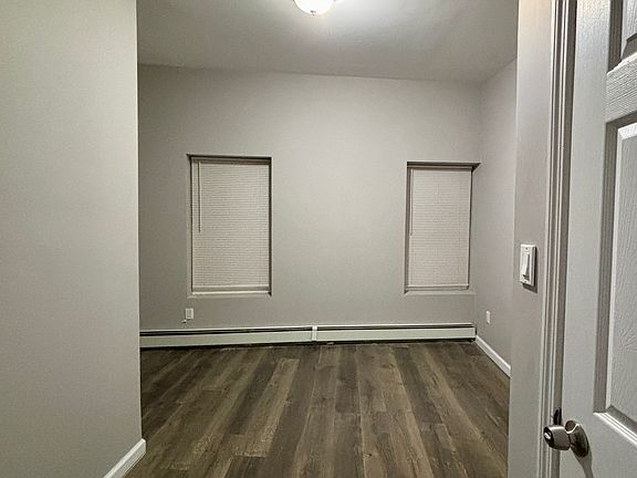 5th image of 139 Grand St Floor 2