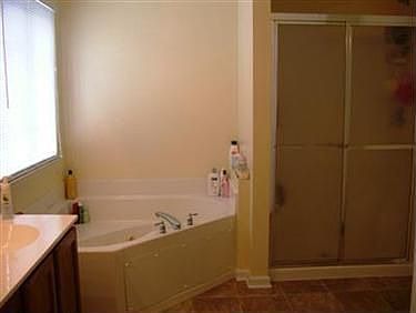 4th image of 4190 Pletzer Blvd
