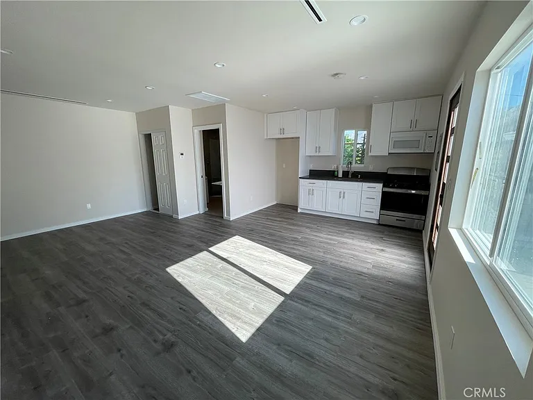 10213 Quill Ave — Photo 15