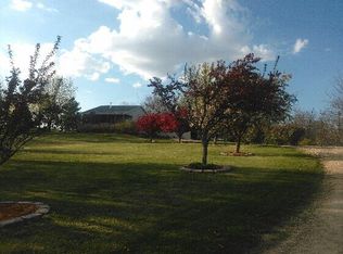 17238 Green Rd, Olin, IA 52320