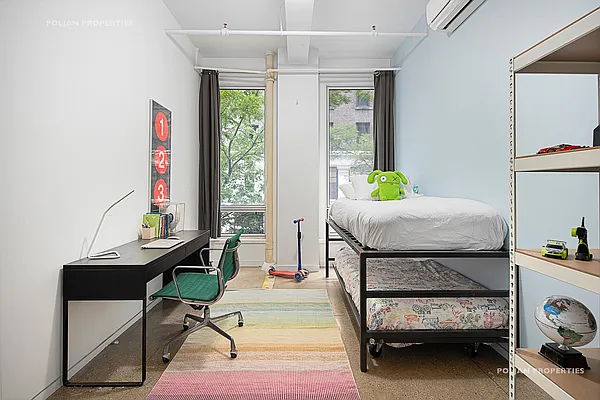 Sold by Poljan Properties Inc. | media 17