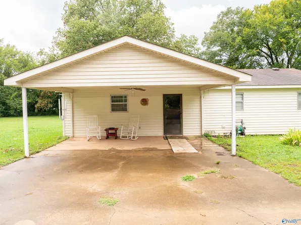 122 Eastwood Cir, Owens X Rds, AL 35763