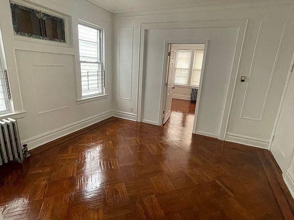 2nd image of 305-307 Kerrigan Blvd #1R