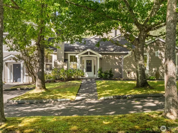 1250 Weaver Road NW #A3, Bainbridge Island, WA 98110