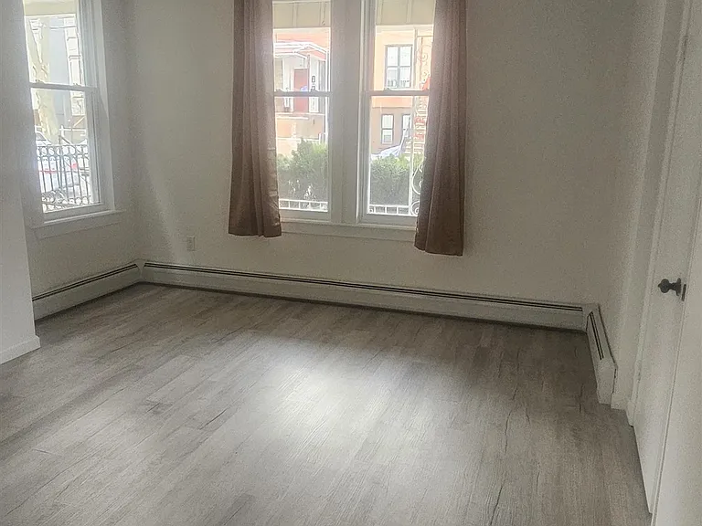 202 Clerk St #1 — Photo 2
