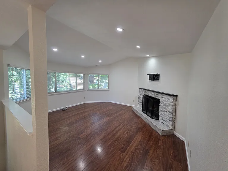 1884 Sally Creek Cir — Photo 6