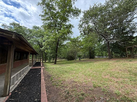 4th image of 451 County Road 4262