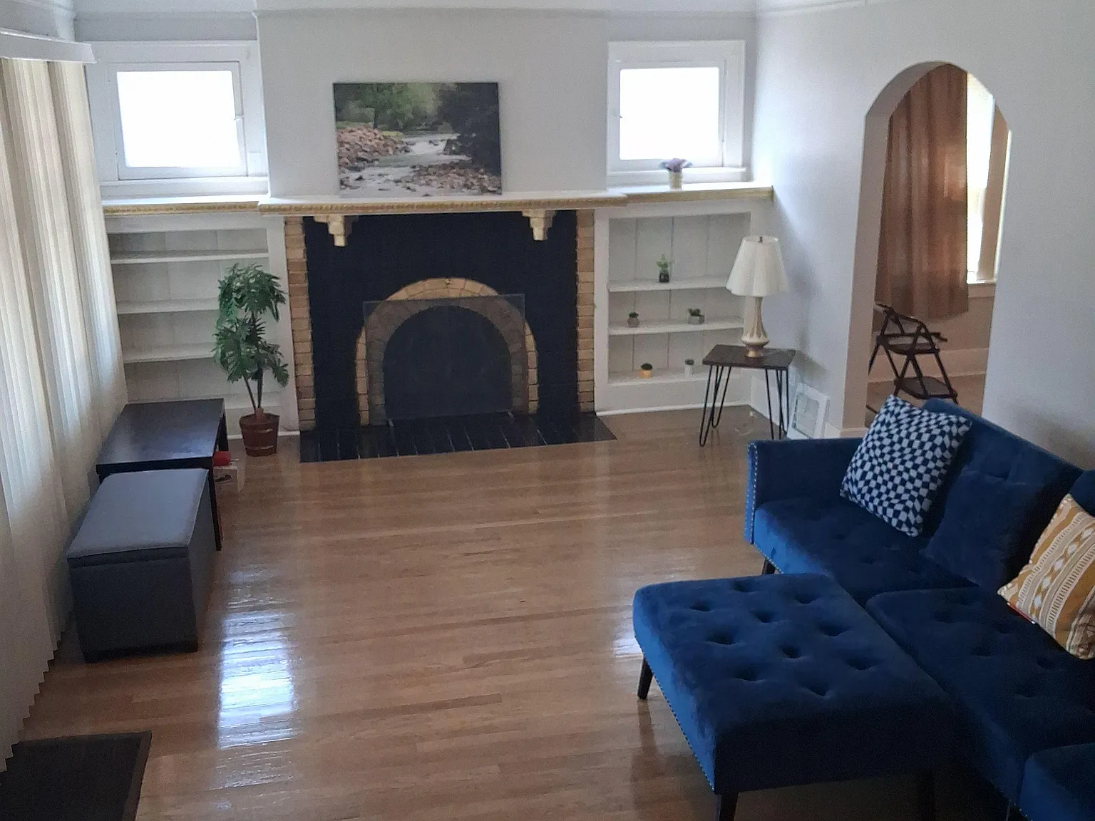 4 bed, 2.0 bath, 2200 sqft, $797 — Photo 4