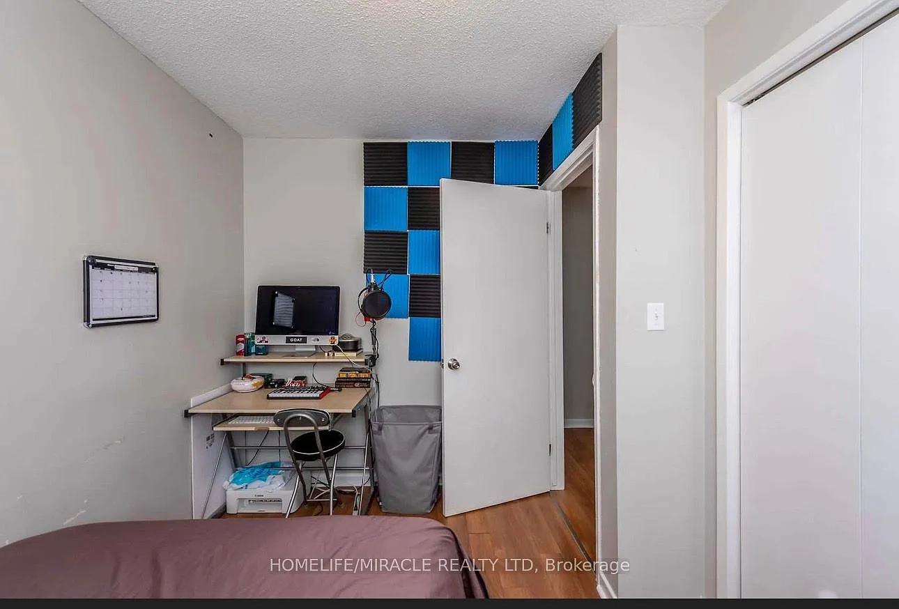 2 bed, $1,349 — Photo 2