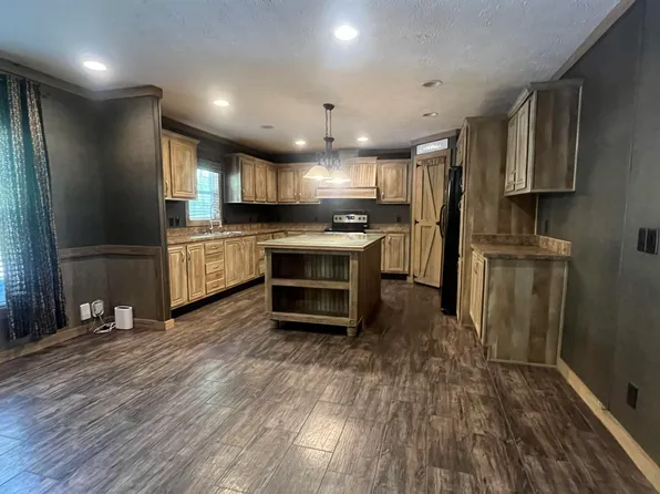 1129 Baty Rd, Cleveland, AL 35049