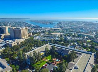 101 Scholz Plz APT 121, Newport Beach, CA 92663