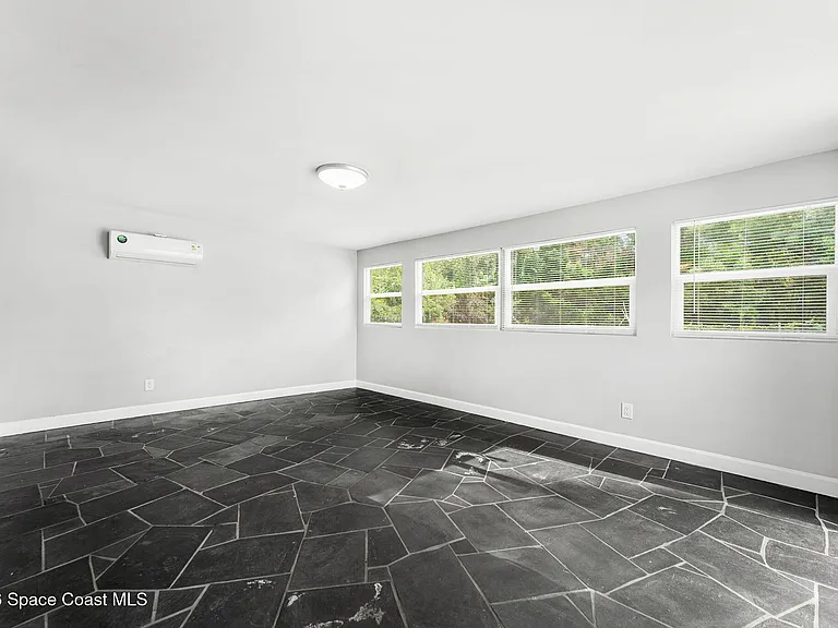 2426 Clemson Dr — Photo 20