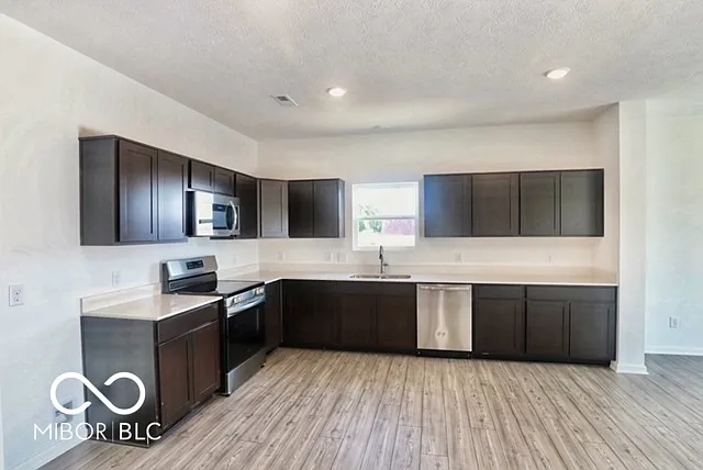 1488 Juniper Dr — Photo 2