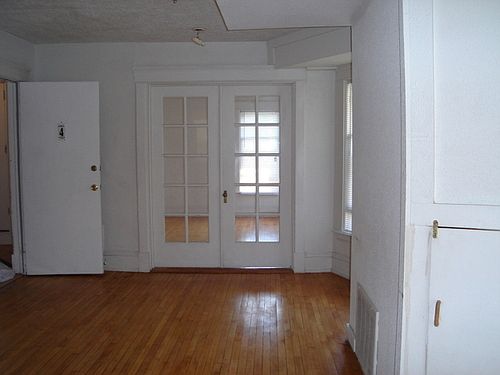 4th image of 301 Douglas Ave APT 4