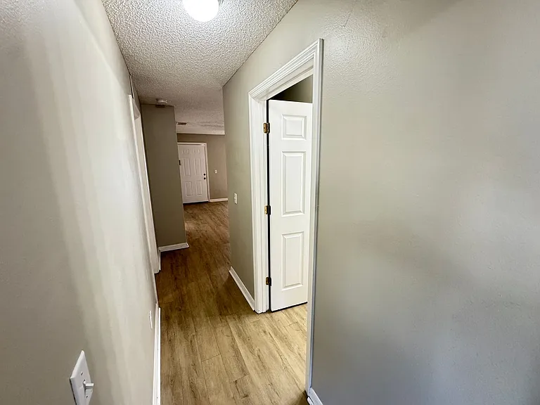 817 Eastern Ave — Photo 27