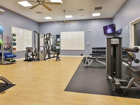 3rd image of 4982 Key Lime Dr Unit 208
