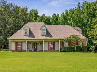 305 Caitlin Dr, Oakland, TN 38060