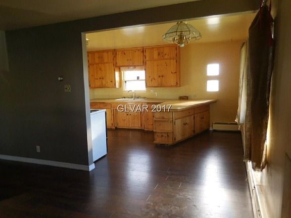 3rd image of 776 Avenue G