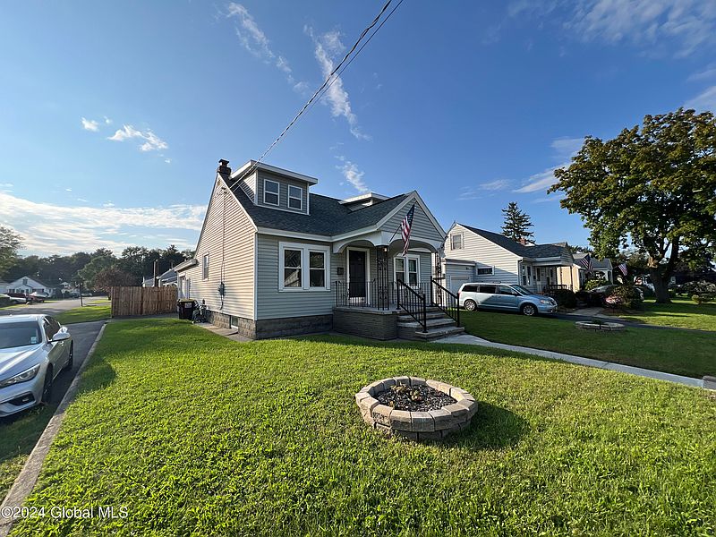 2nd image of 1146 Paul Avenue