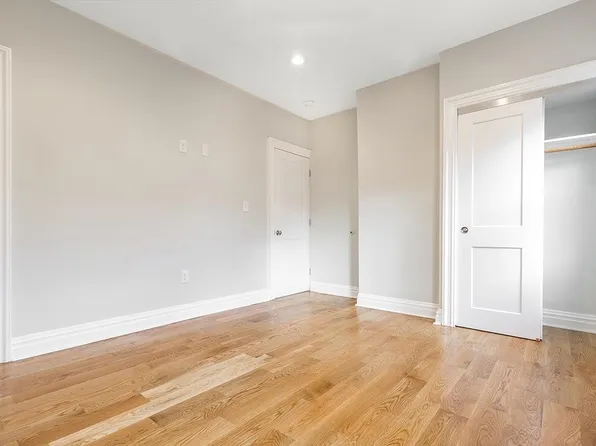 194 Hopkins Avenue image 14 of 21