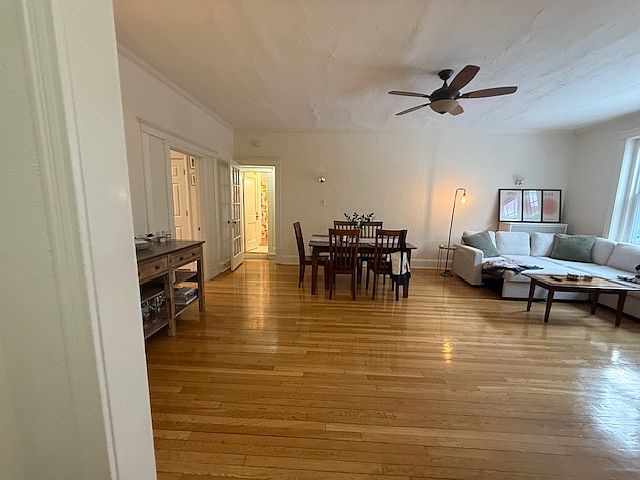 2nd image of 38 Alton Pl #2