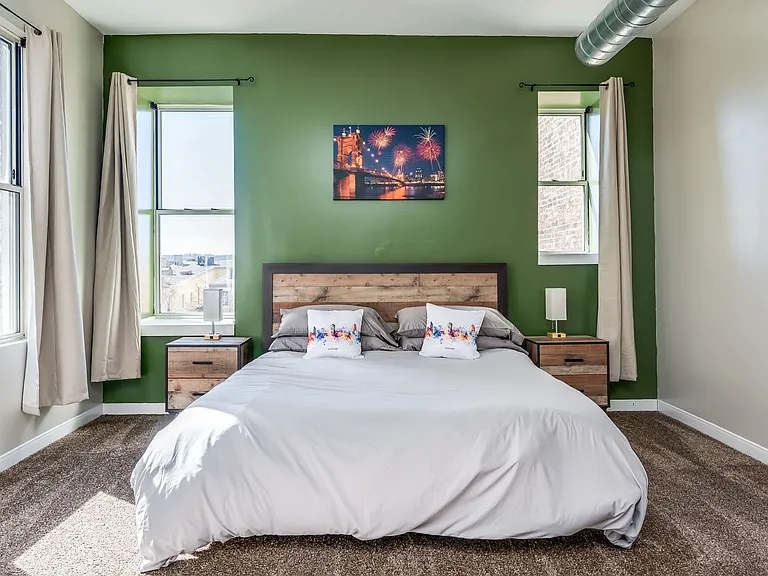 55 E Clifton Ave #B — Photo 3