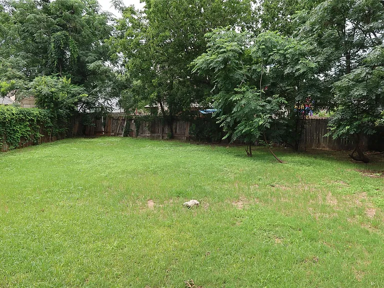 4804 Putters Cv #A — Photo 10