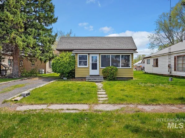 905 6th St, Rupert, ID 83350