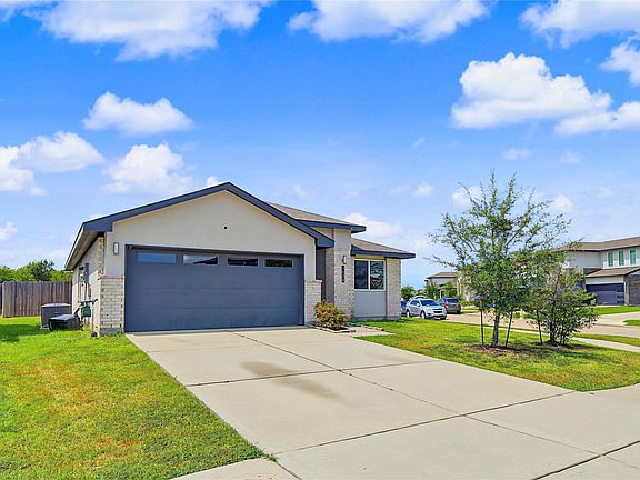 2nd image of 7626 Ramsgate Cliff Ln
