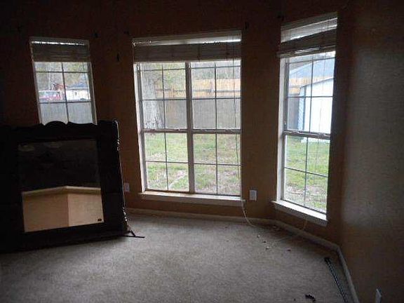 5th image of 455 Lytton Dr