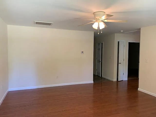 2 bed, 924 sqft, $1,175 — Photo 2