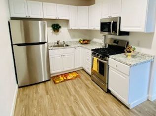 Altadena (Altadena Manor Apartments), San Diego, CA 92105