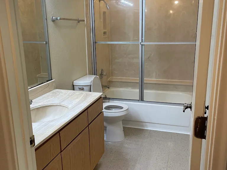 1335 N Walnut Blvd — Photo 7