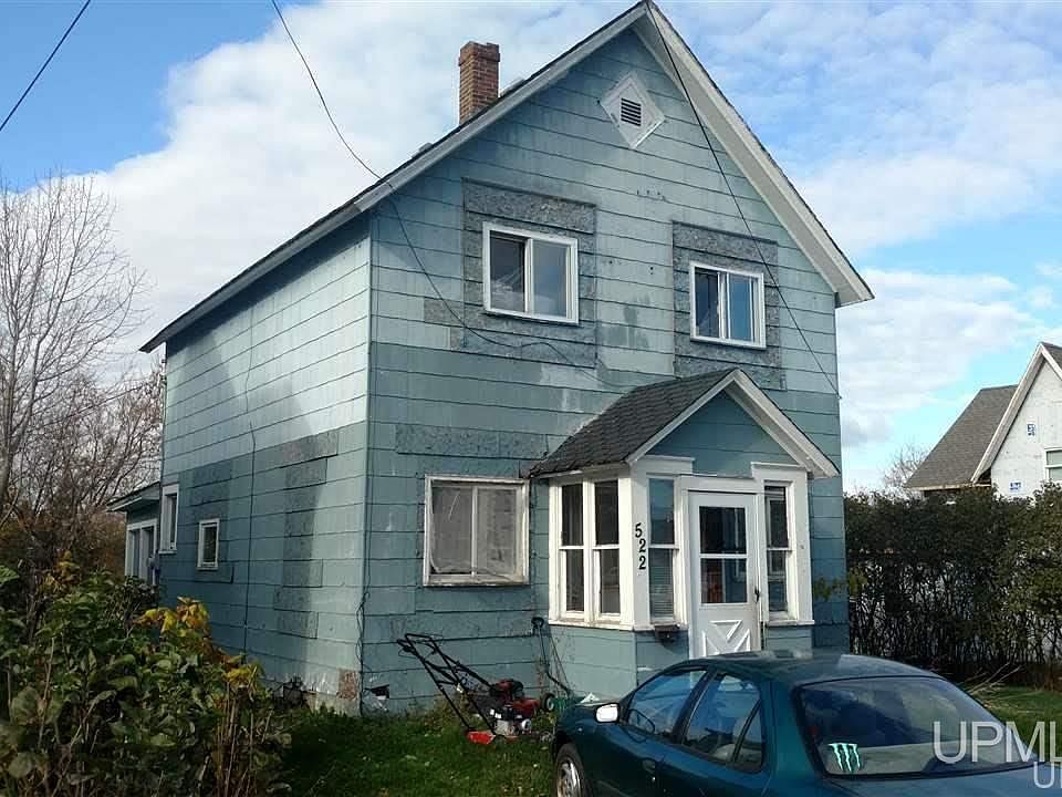 522 Stambaugh Ave, Iron River, MI 49935 Zillow